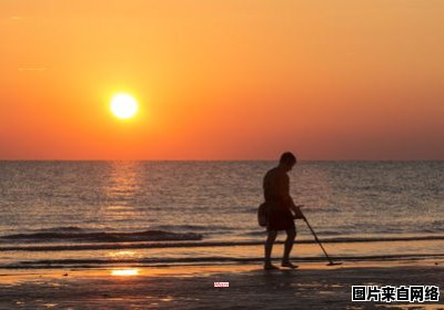 大学生浪漫求婚瞬间赢得所有人的心 大学生求婚买什么戒指