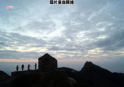 东岳的山峰在哪里？